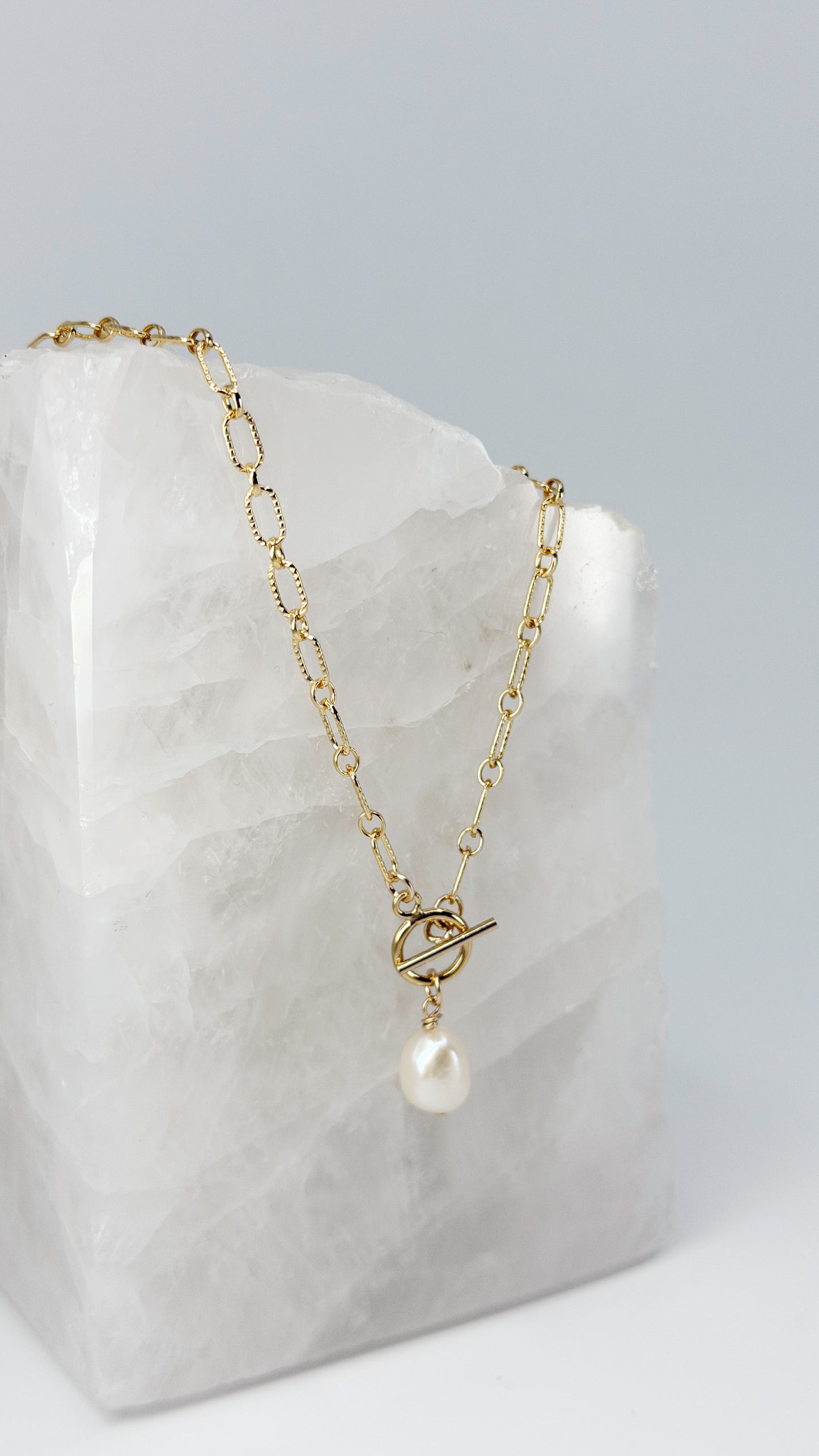 Anchor Pearl Necklace