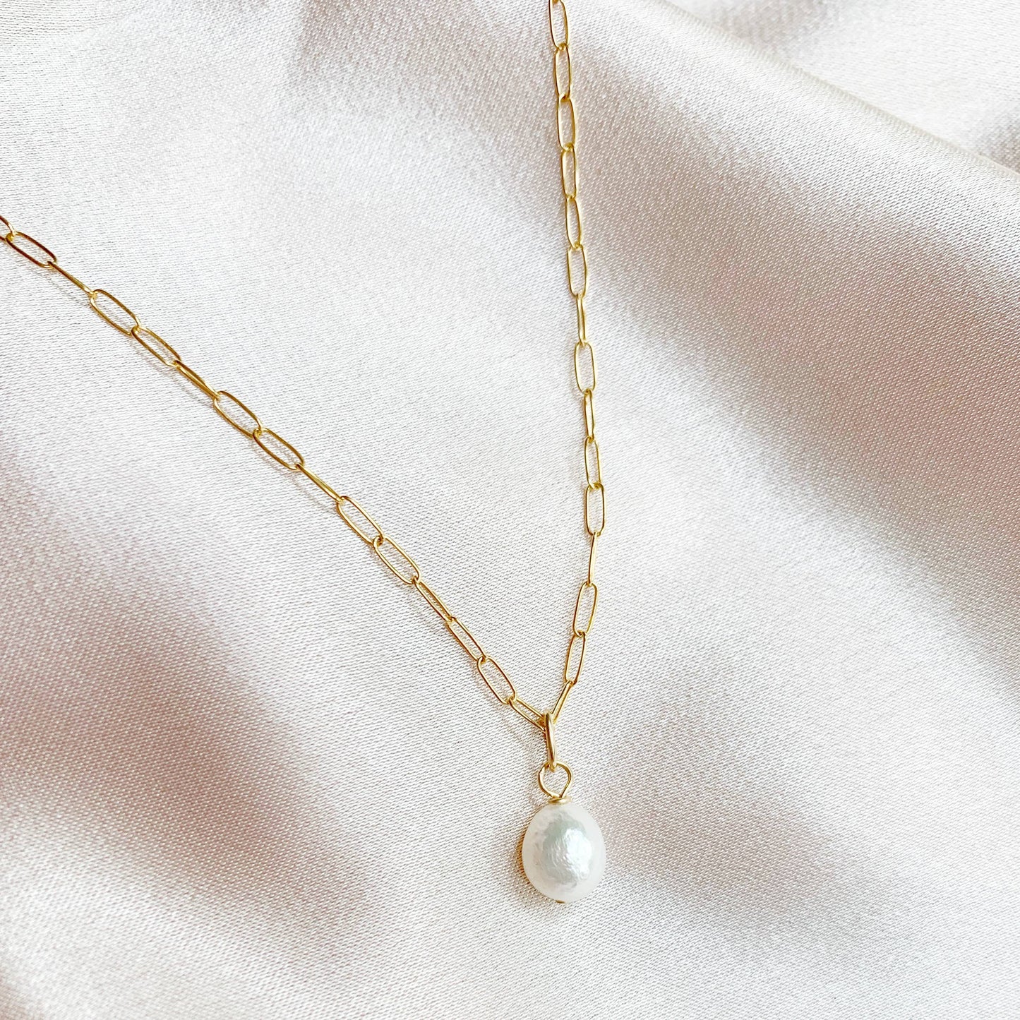 The Isa Pearl Necklace