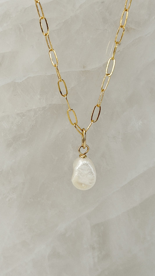 The Isa Pearl Necklace