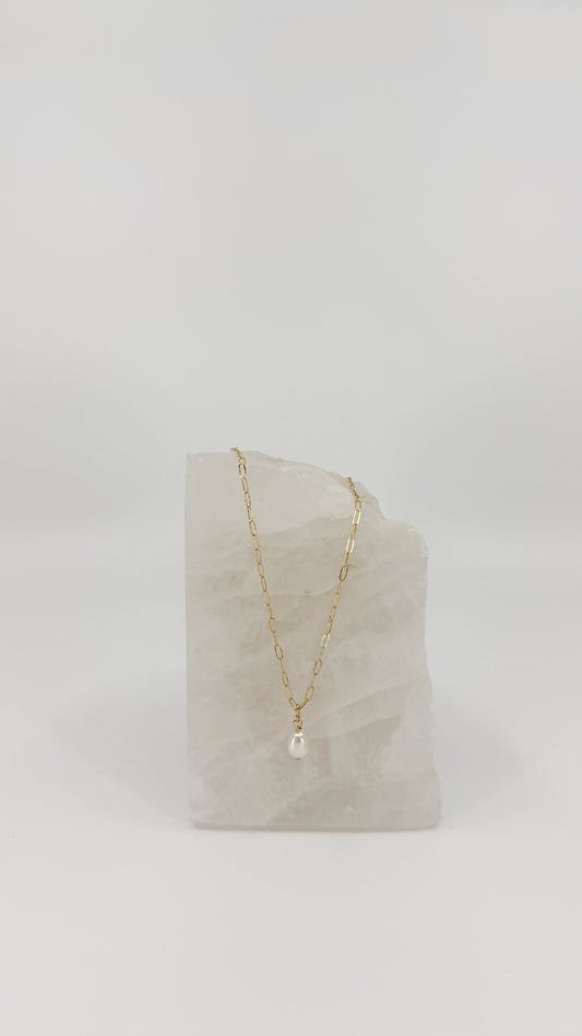 The Isa Pearl Necklace