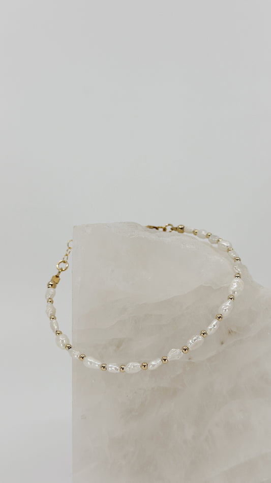 Pearl Strand Bracelet
