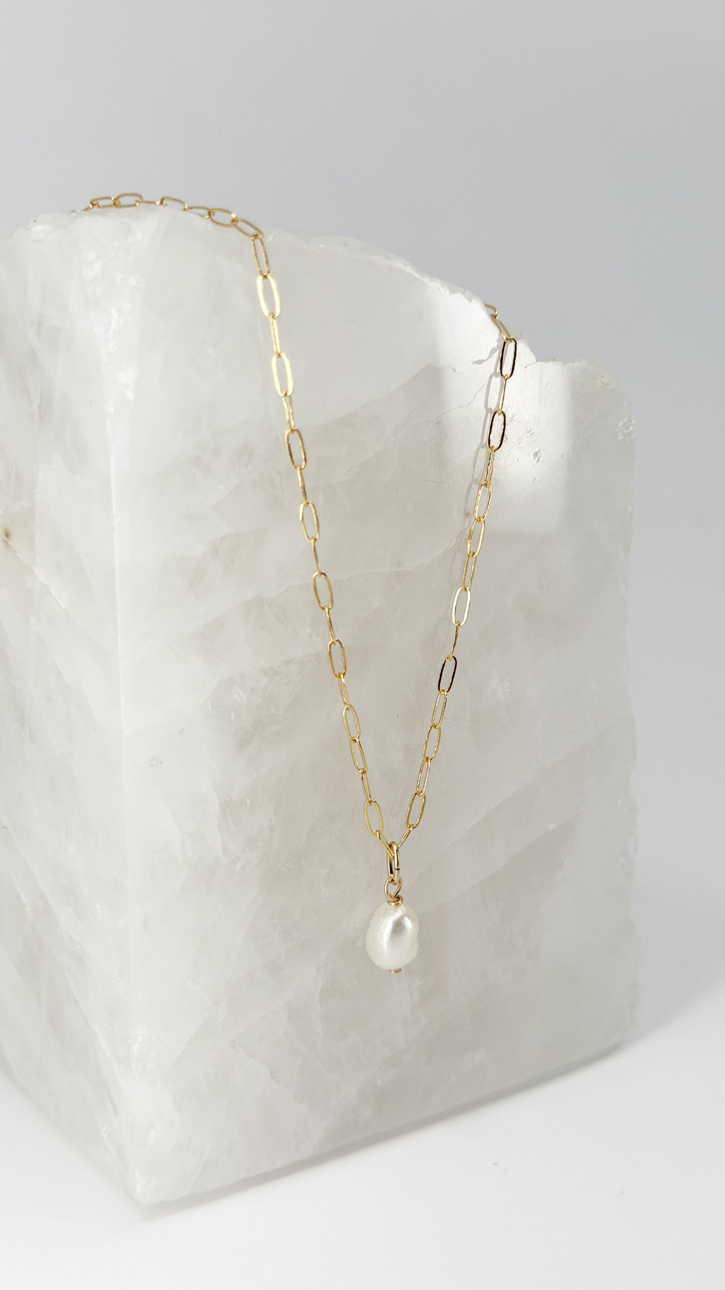 The Isa Pearl Necklace